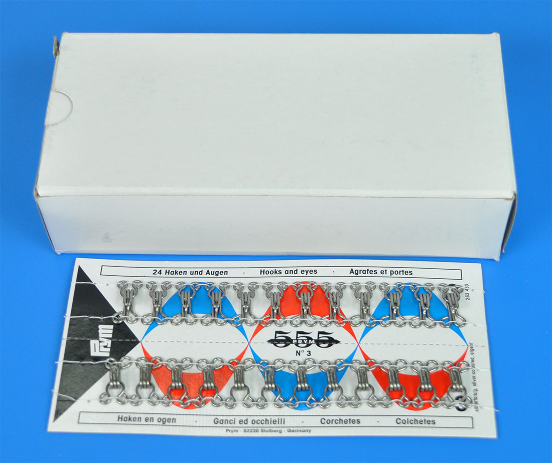HOOKS & EYES:10CRD/BOX (263433) 1 HOOKS & EYES:10CRD/BOX (263433)