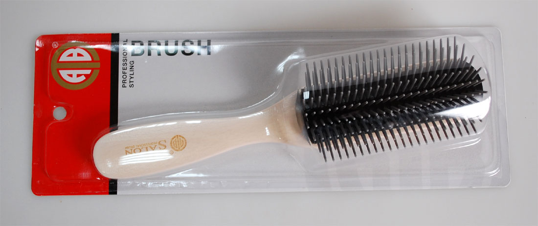 HAIR BRUSH:BL (1136HI) 1 HAIR BRUSH:BL (1136HI)