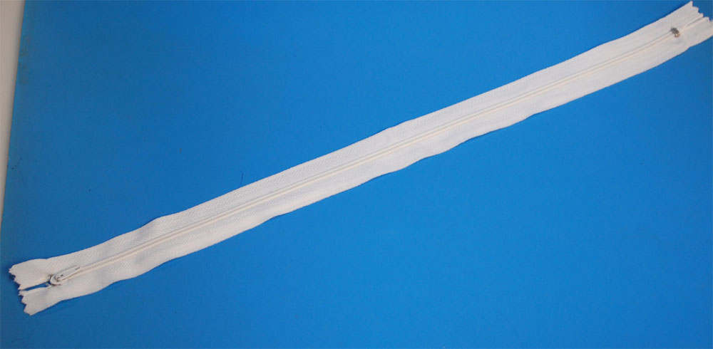 **NYL.ZIPPER NO **NYL.ZIPPER NO.3:72PC/PKT (210211/15)