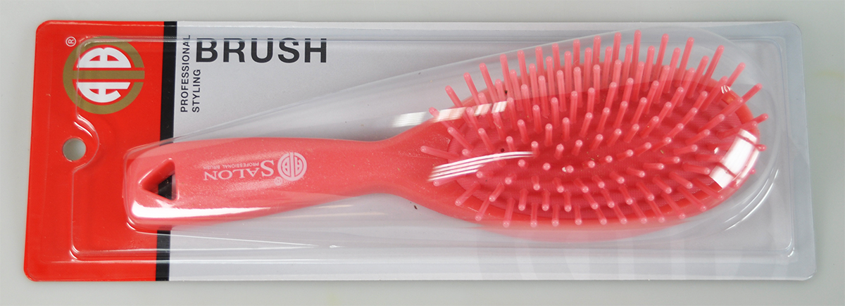 HAIR BRUSH (6W073) 1 HAIR BRUSH (6W073)