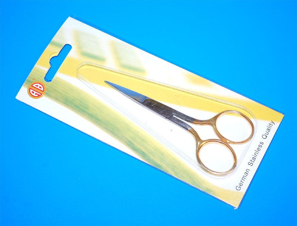 LADY SCISSOR:4" (MNC2012-4) 1 LADY SCISSOR:4" (MNC2012-4)