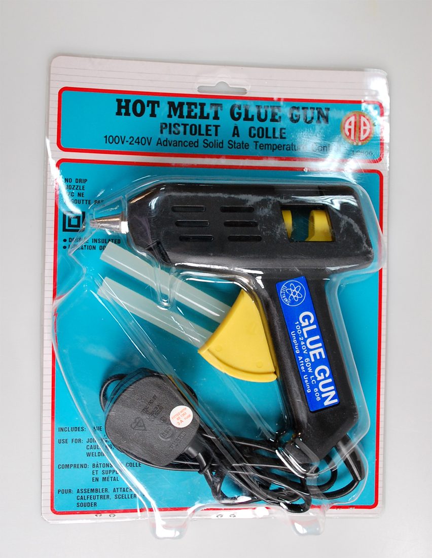 GLUE GUN (LC-606/3PIN) 1 GLUE GUN (LC-606/3PIN)