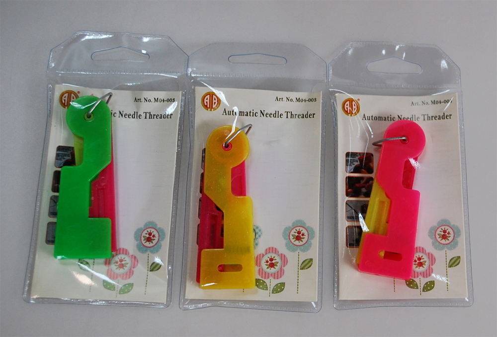 NEEDLE THREADER AUTOMATIC(12PC (M04-003) 1 NEEDLE THREADER AUTOMATIC(12PC (M04-003)