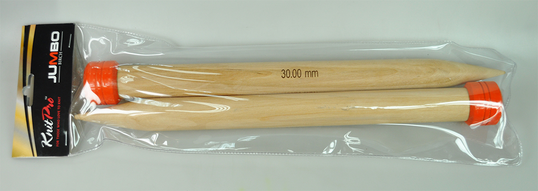 JUMBO WOODEN NEEDLE (35272) 1 JUMBO WOODEN NEEDLE (35272)