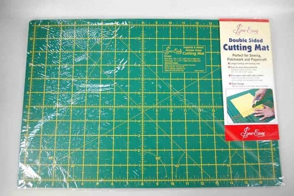 CUTTING MAT:MEDIUM (ER4092)