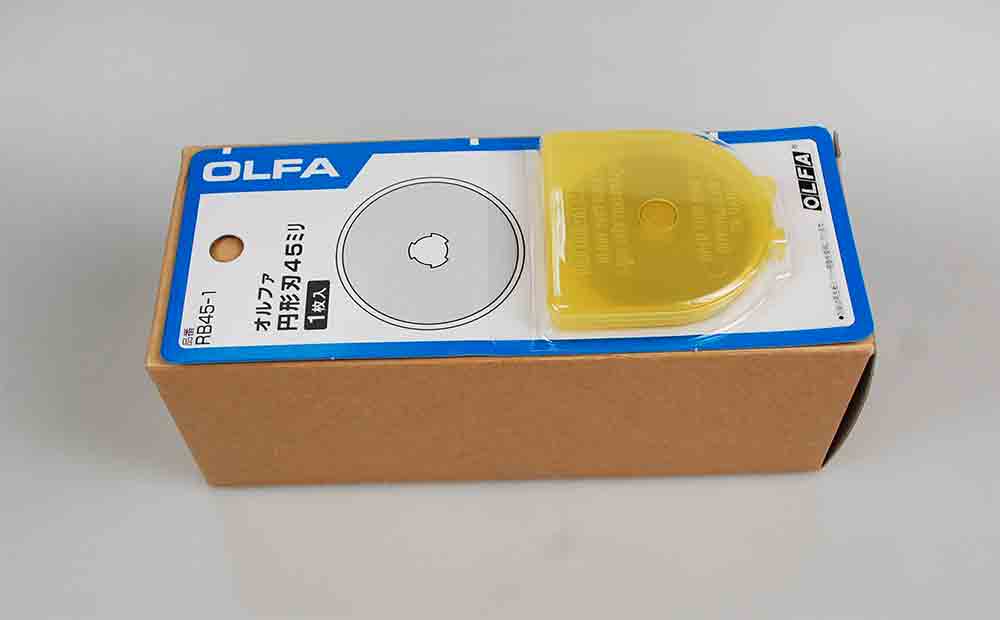 SPARE BLADES:10CRD/BOX:45MM (RB-45-1) 1 SPARE BLADES:10CRD/BOX:45MM (RB-45-1)