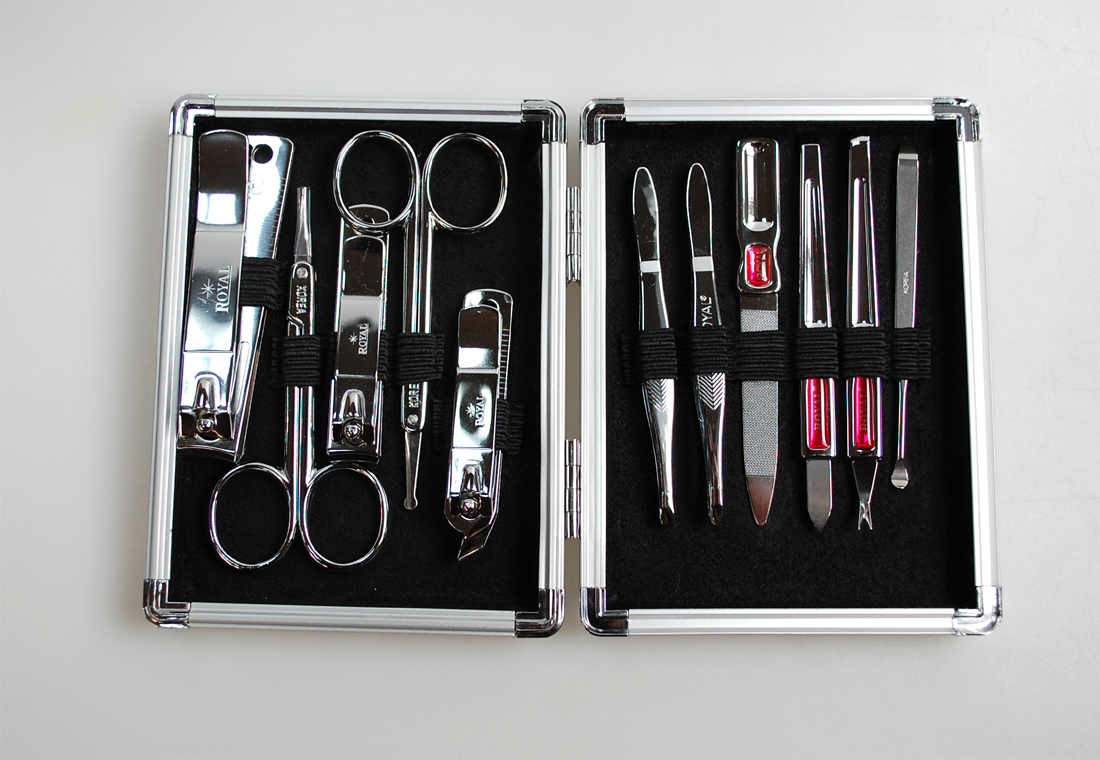 MANICURE SET (RM-7108) 1 MANICURE SET (RM-7108)