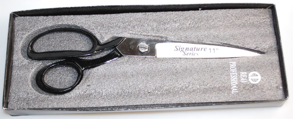 TAILOR SCISSORS(BRAZIL MODEL) (PROFESSIONAL-11) 1 TAILOR SCISSORS(BRAZIL MODEL) (PROFESSIONAL-11)