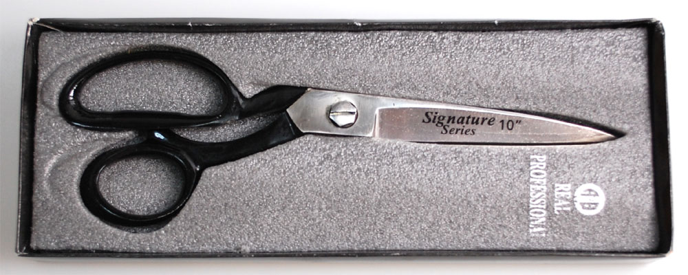 TAILOR SCISSORS(BRAZIL MODEL) (PROFESSIONAL-10) 1 TAILOR SCISSORS(BRAZIL MODEL) (PROFESSIONAL-10)