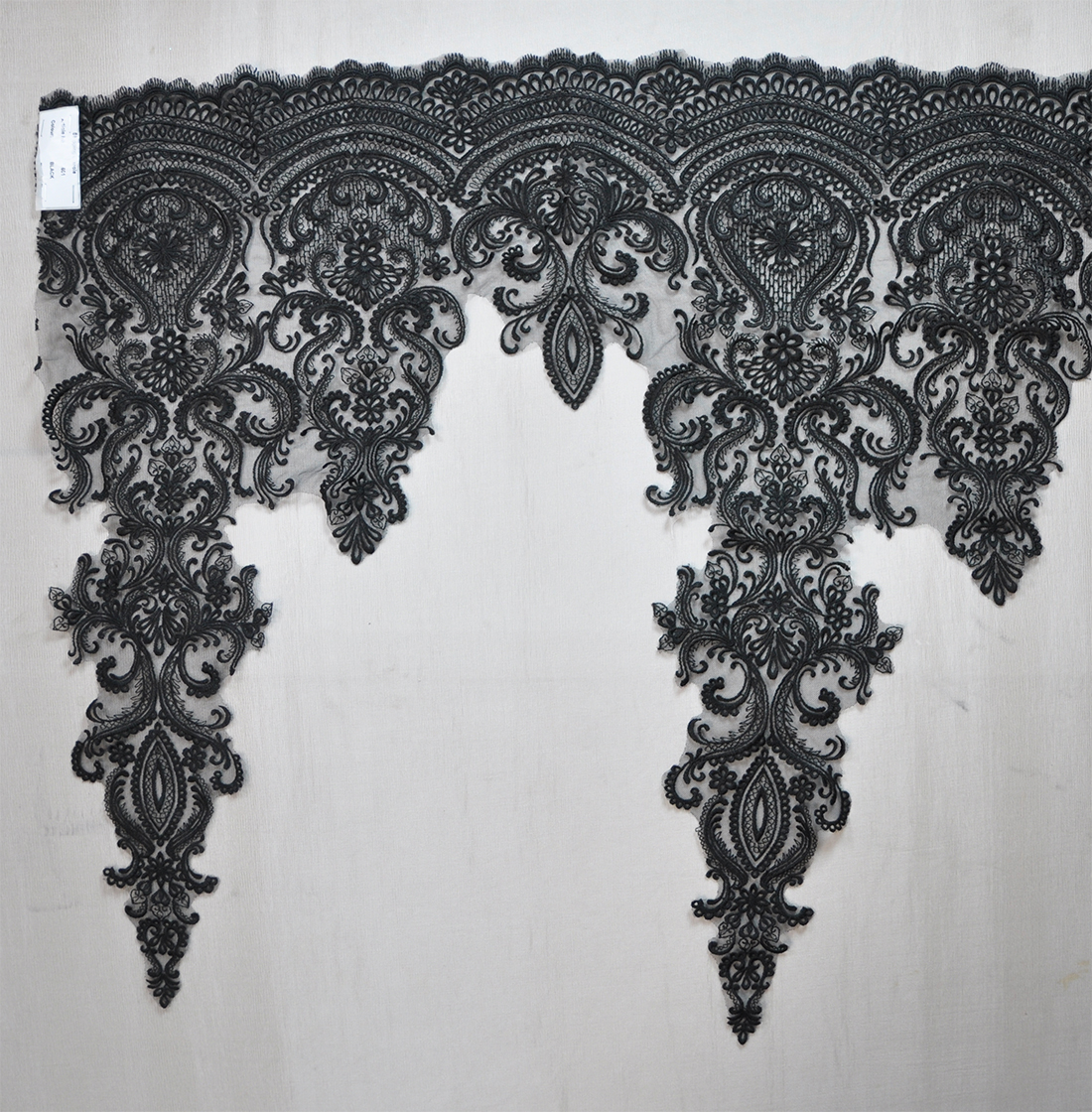 HAND MADE LACE (B3601/LACE)