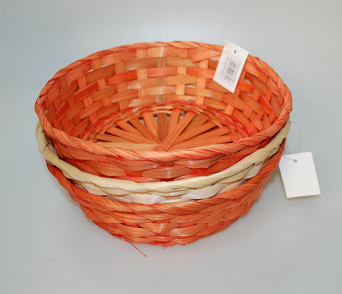 WILLOW BASKET (B215/PC) 1 WILLOW BASKET (B215/PC)