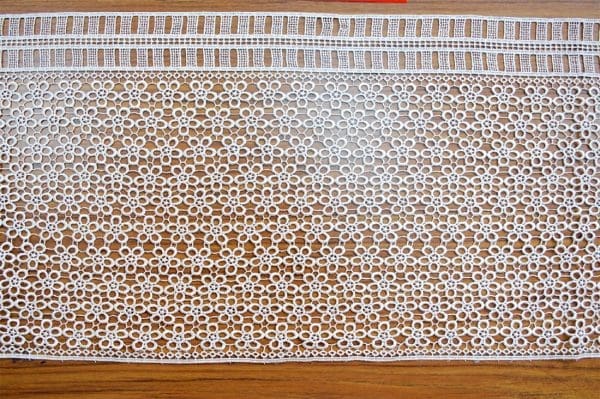 LACE W/POL.YARN:7.5Y:31.88CM (MA57-1044)