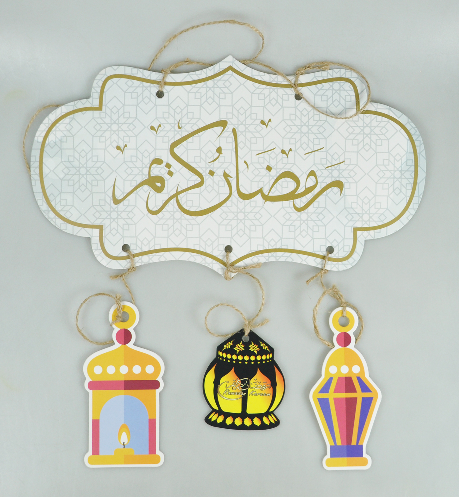 DECORATION W/STRINGS:1PC (A427/25) 1 DECORATION W/STRINGS:1PC (A427/25)