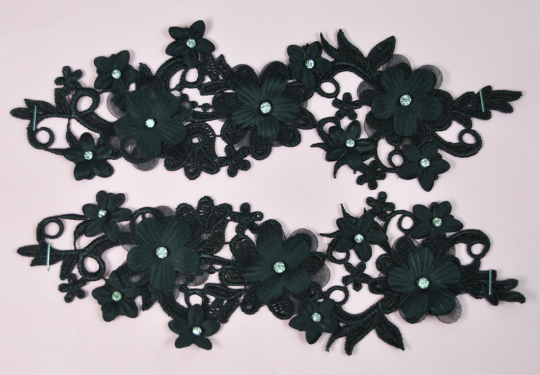 EMB EMB. MOTIF: 3PR/PKT (J1606/B)