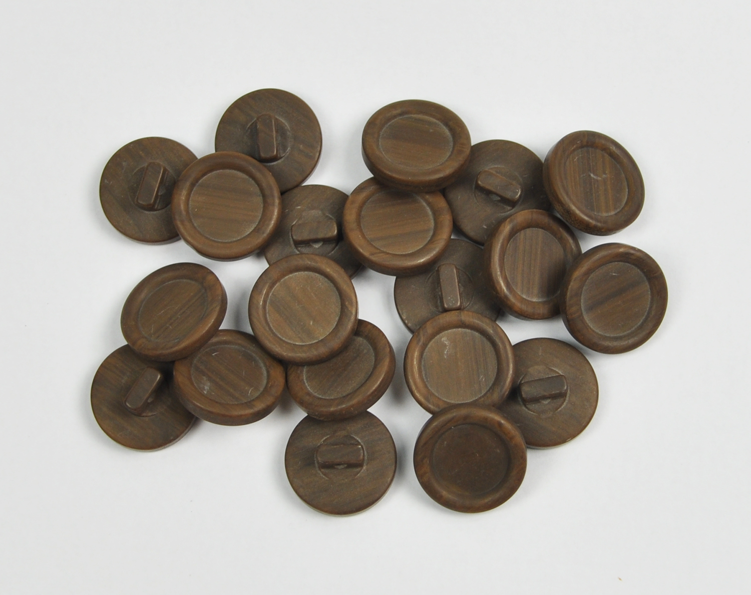 WOOD BUTTON:20PC:28MM (SL-4) 1 WOOD BUTTON:20PC:28MM (SL-4)