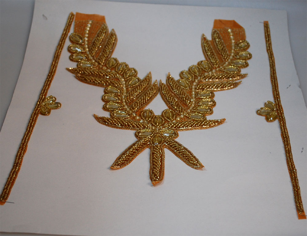 EMBROIDERY NECK (STONE NECK-3) 1 EMBROIDERY NECK (STONE NECK-3)