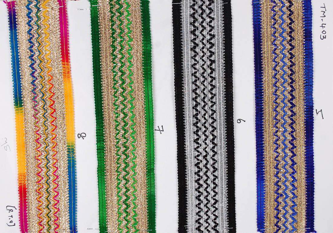 TRIMMINGS :9 MTR (TM-403) 1 TRIMMINGS :9 MTR (TM-403)