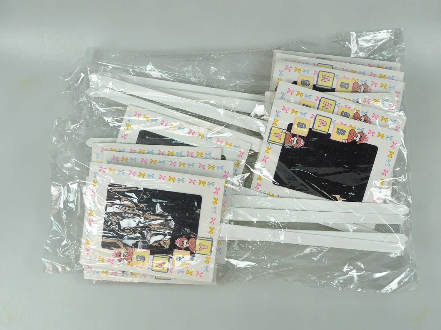 WOODEN STICK:12PC (A9233/27) 1 WOODEN STICK:12PC (A9233/27)