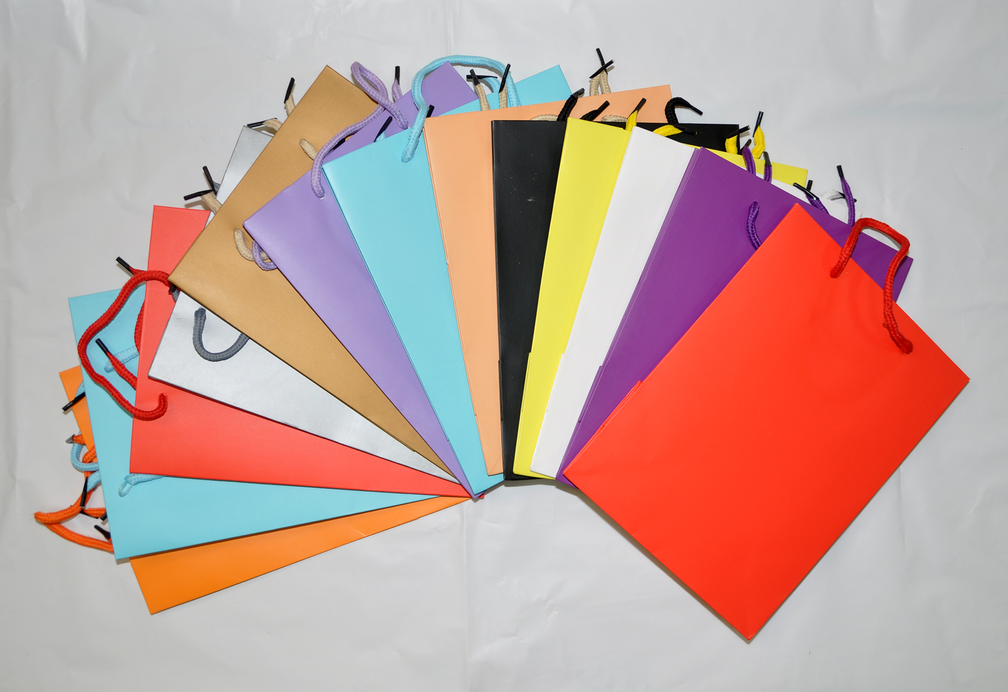 HAND BAG:18*23*8:12PC (A424/4) 1 HAND BAG:18*23*8:12PC (A424/4)