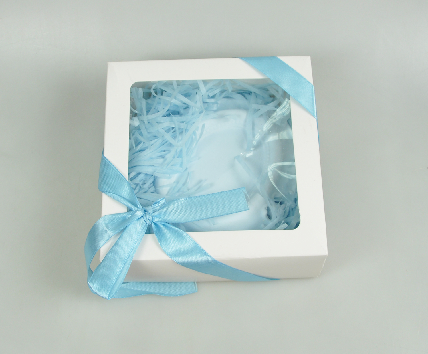 GIFT BOX (A9233/61) 1 GIFT BOX (A9233/61)