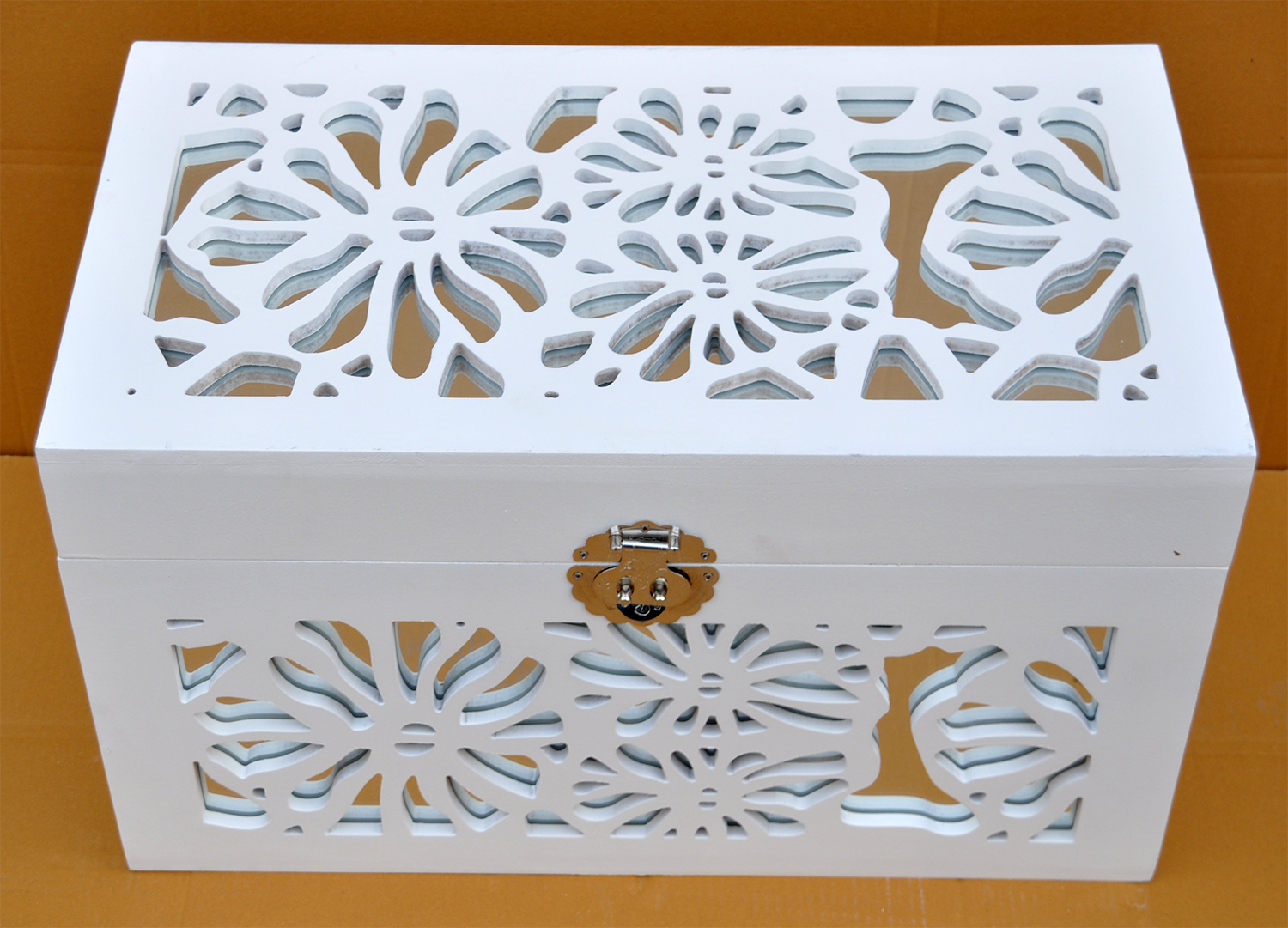 WOODEN BOX;S/3 (JG18255) 1 WOODEN BOX;S/3 (JG18255)