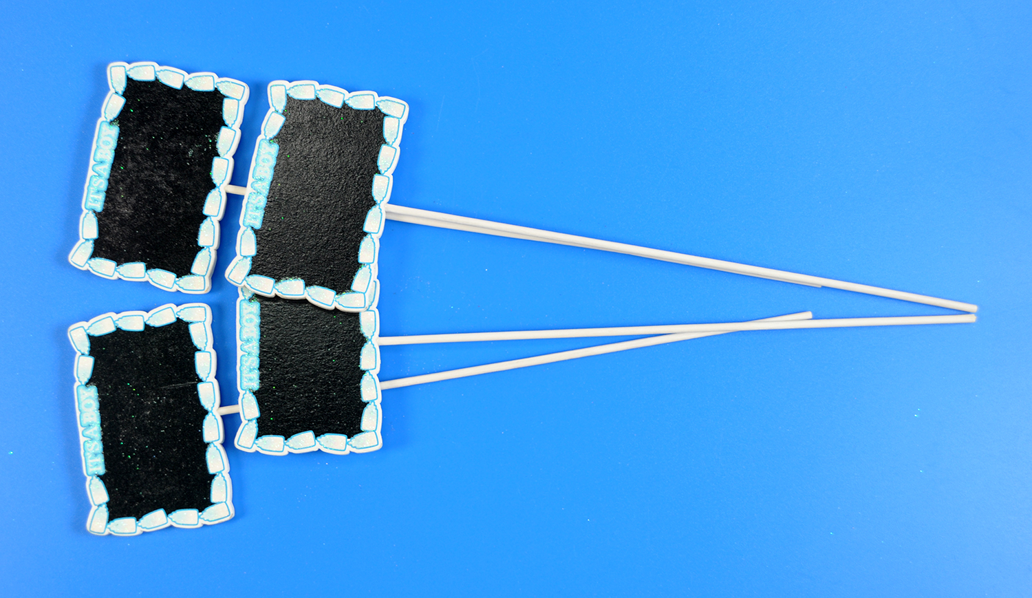 WOODEN PIECES:12PC (XTA19-028) 1 WOODEN PIECES:12PC (XTA19-028)