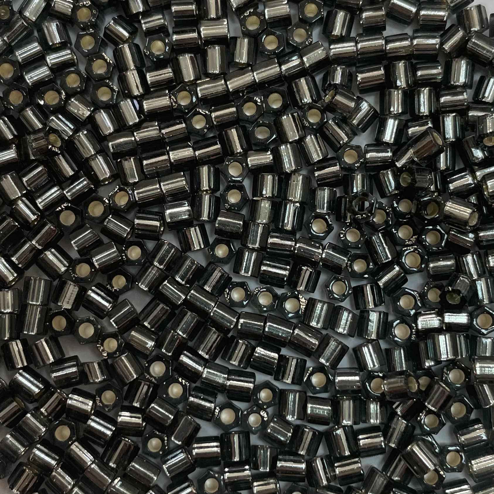 KG-MIY/2C-8/0-21 (GLASS BEADS:100Gx10)