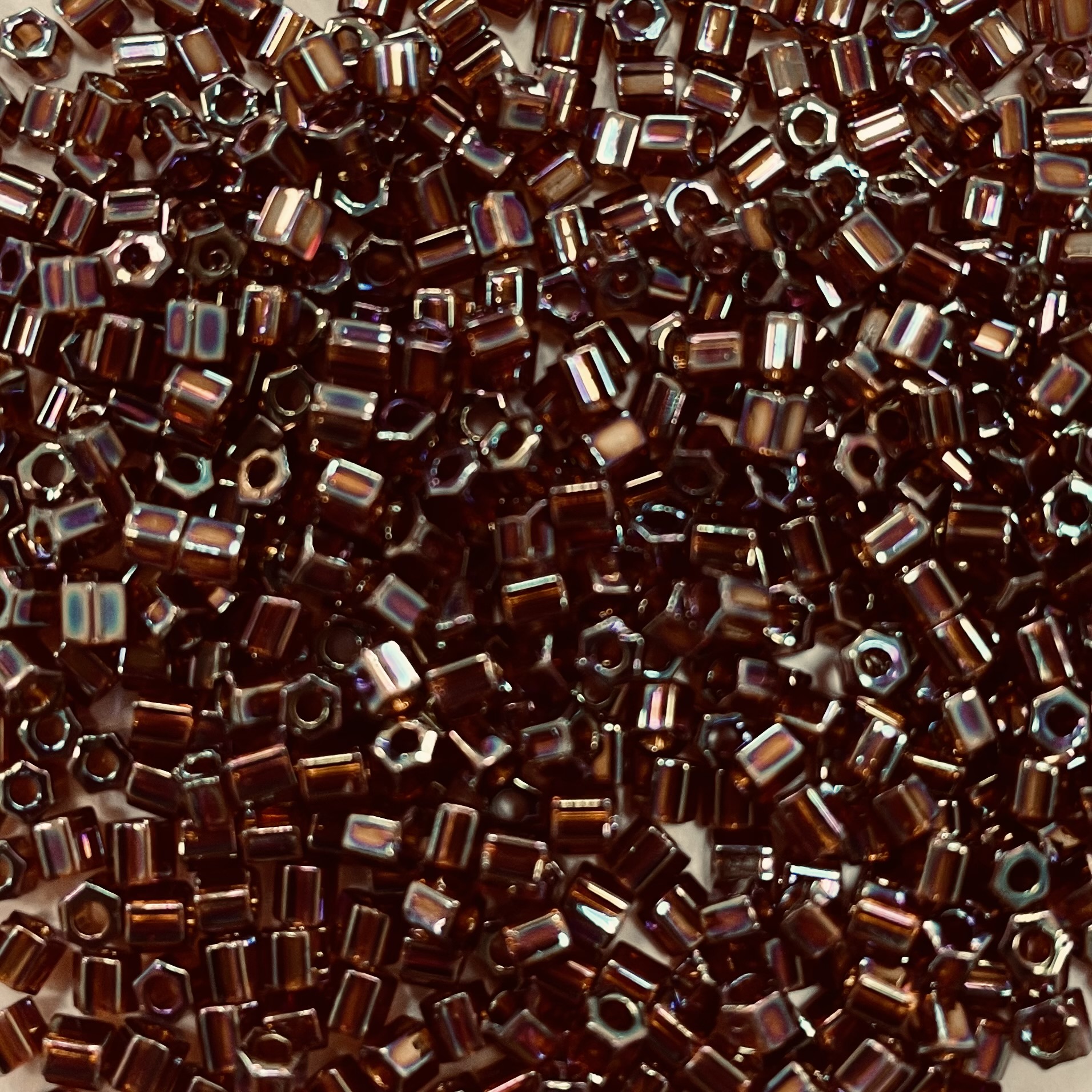 KG-MIY/2C-8/0-257 (GLASS BEADS:100Gx10)