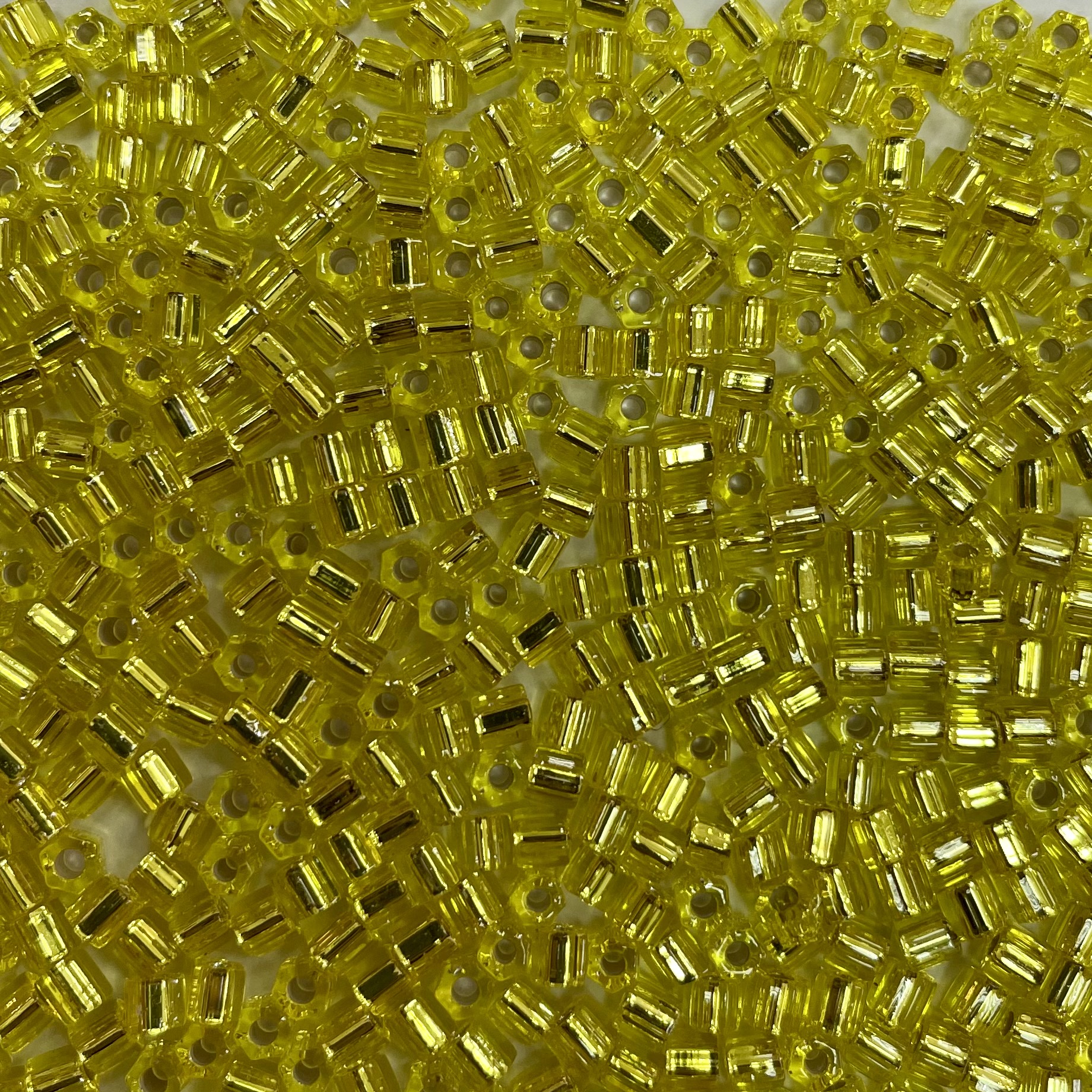 KG-MIY/2C-8/0-6 (GLASS BEADS:100Gx10) 1 KG-MIY/2C-8/0-6 (GLASS BEADS:100Gx10)