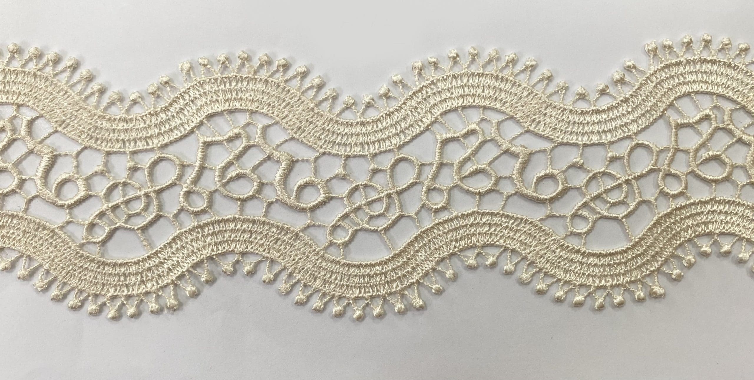 CH-CUT LACE W/POL:13.7MTx6.5CM (MA63-1073) - 6.5CM/AV71