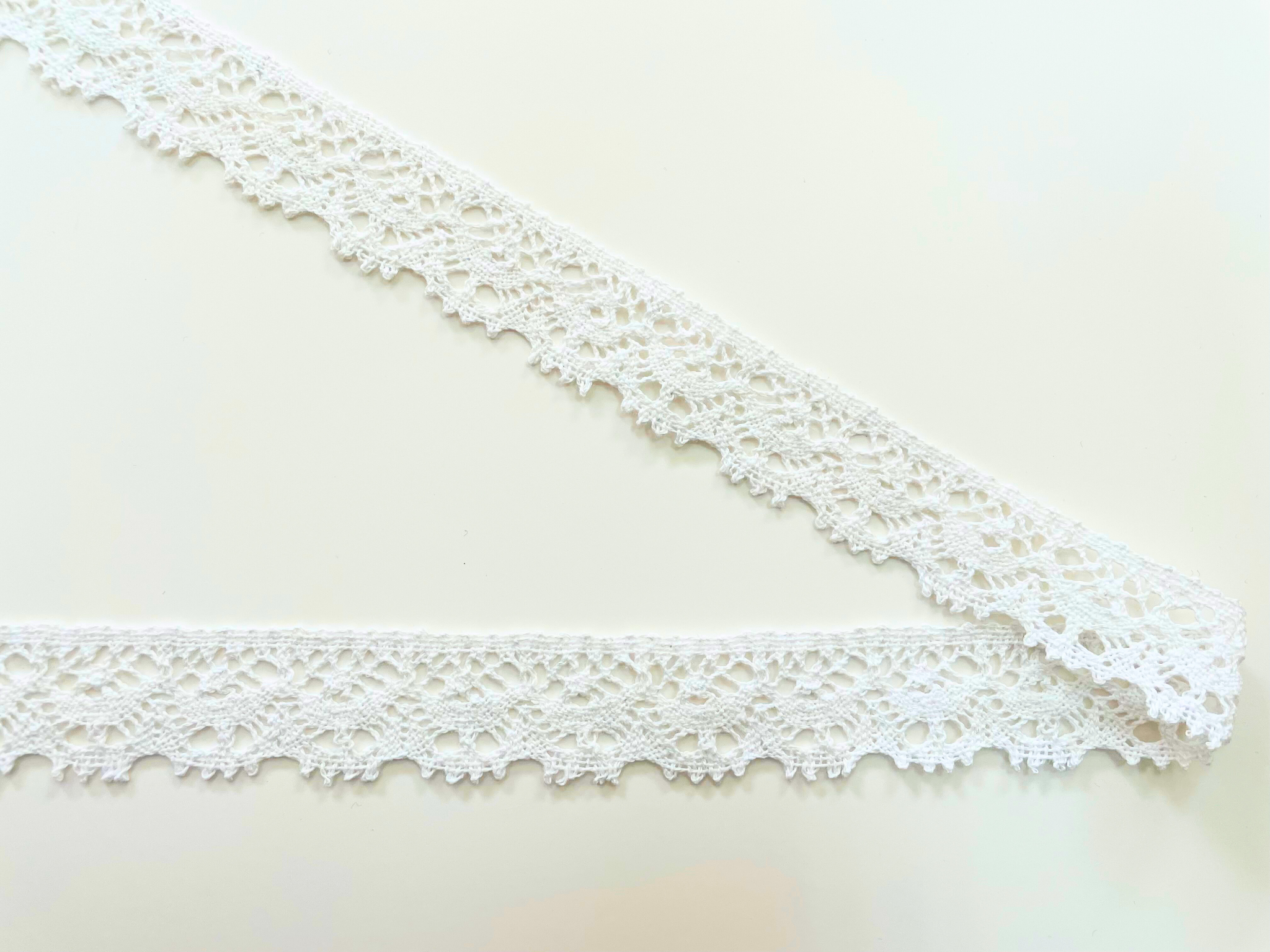 CROCHET LACE:15YDS (50301-1061) - White