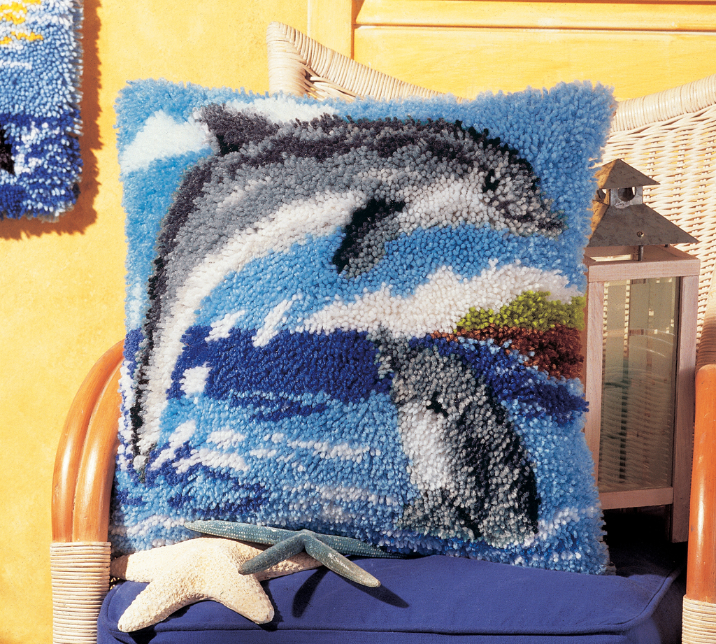 35778 KNOOPKUSSEN DOLF