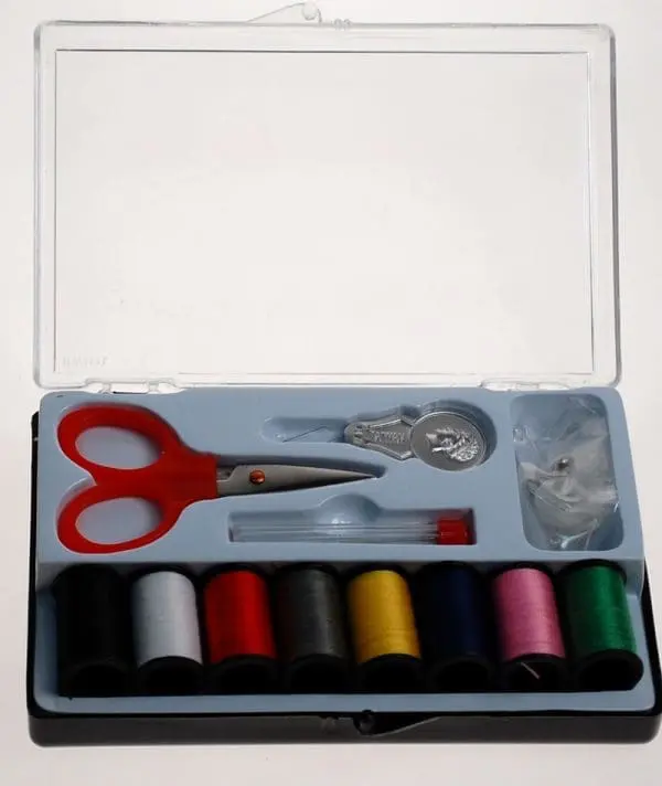 SEWING KIT BOX (258A/FBO003)
