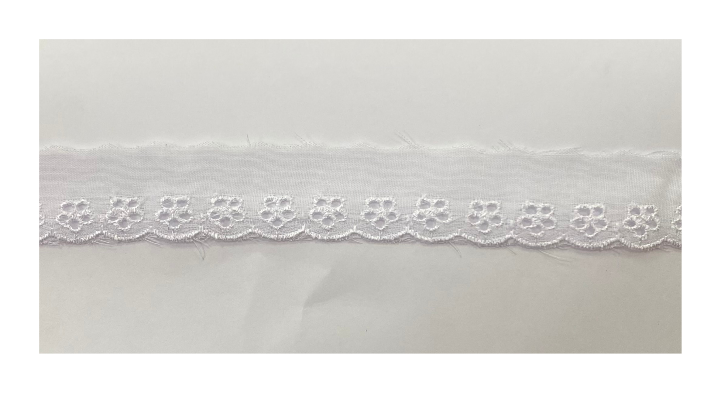 D-48-4316/15 (T/C CUTTING LACE) - White